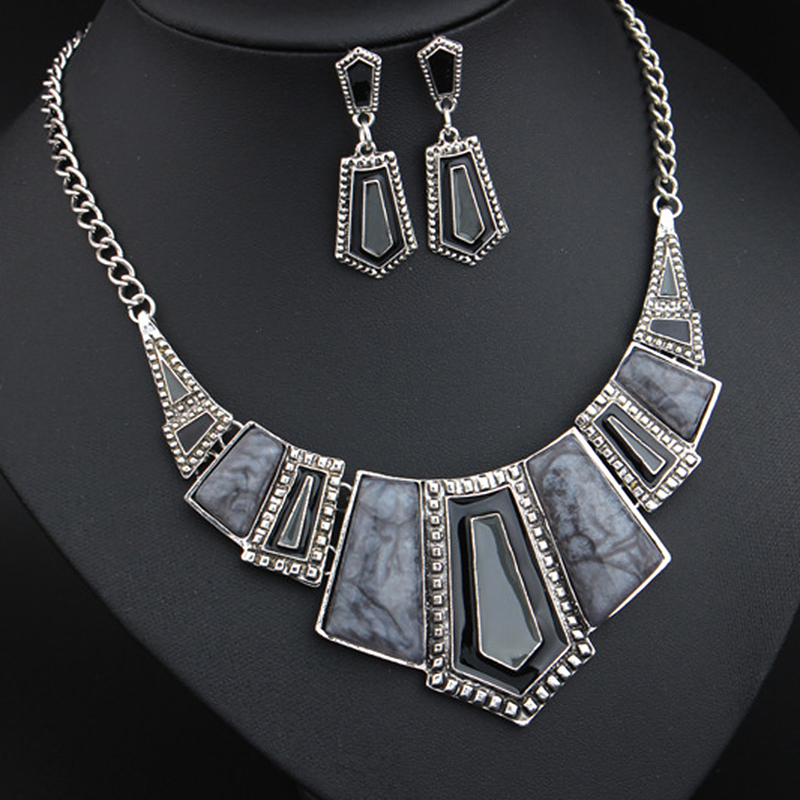 Womens' Vintage Geometry Type Earrings and Necklace Set Fake Stones - Gray