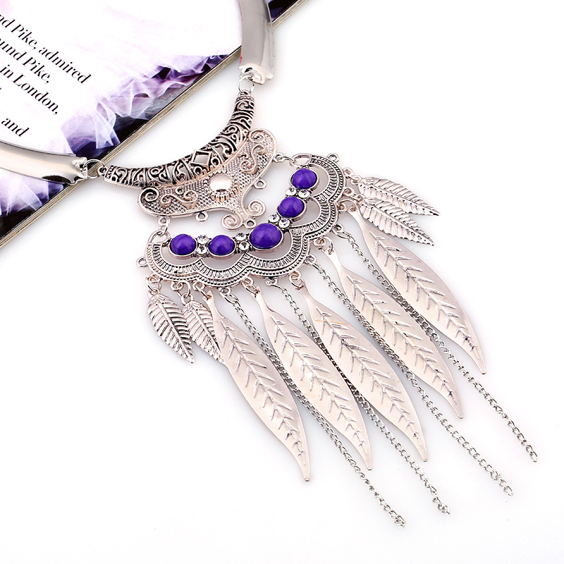 Bohemian Hollow Sweater Chain Dangling Feather Pendant Necklace - Purple