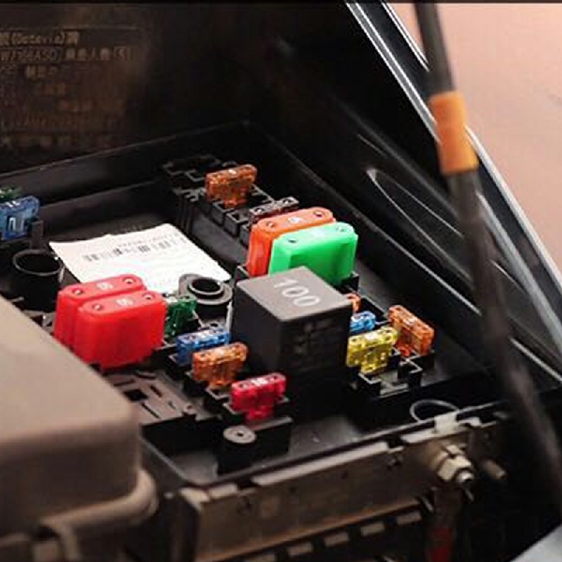 120 pcs 5-30 A Mini Car Blade Fuse Box Set Quality Assorted Van Truck Fuses - M
